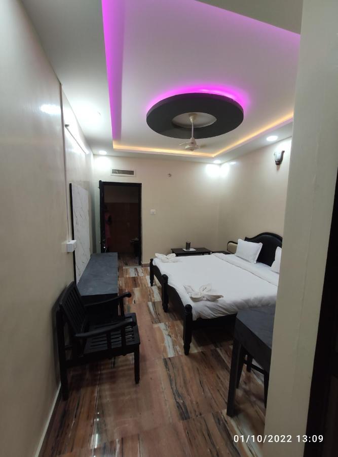 Hill Town Hotel KODAGU Eksteriør billede
